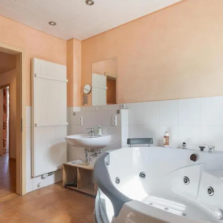 W5 - Whirlpool, Kamin